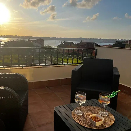 Apartamento Luminosa Casa En Pedreña