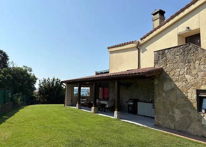 Luminosa Casa En Appartement Pedreña